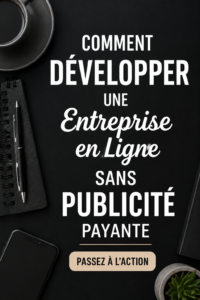 Femme d'affaires souriante travaillant sur son ordinateur portable pour développer son entreprise en ligne.