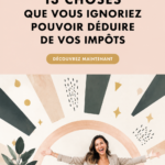 Femme en train de remplir sa déclaration d'impôts avec des documents en arrière-plan.