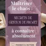 Femme organisant un projet avec des notes et un ordinateur, représentant la gestion de projet efficace