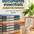 Femme souriante préparant des documents importants pour l'avenir.