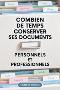 Femme examinant des documents pour la gestion de ses archives personnelles